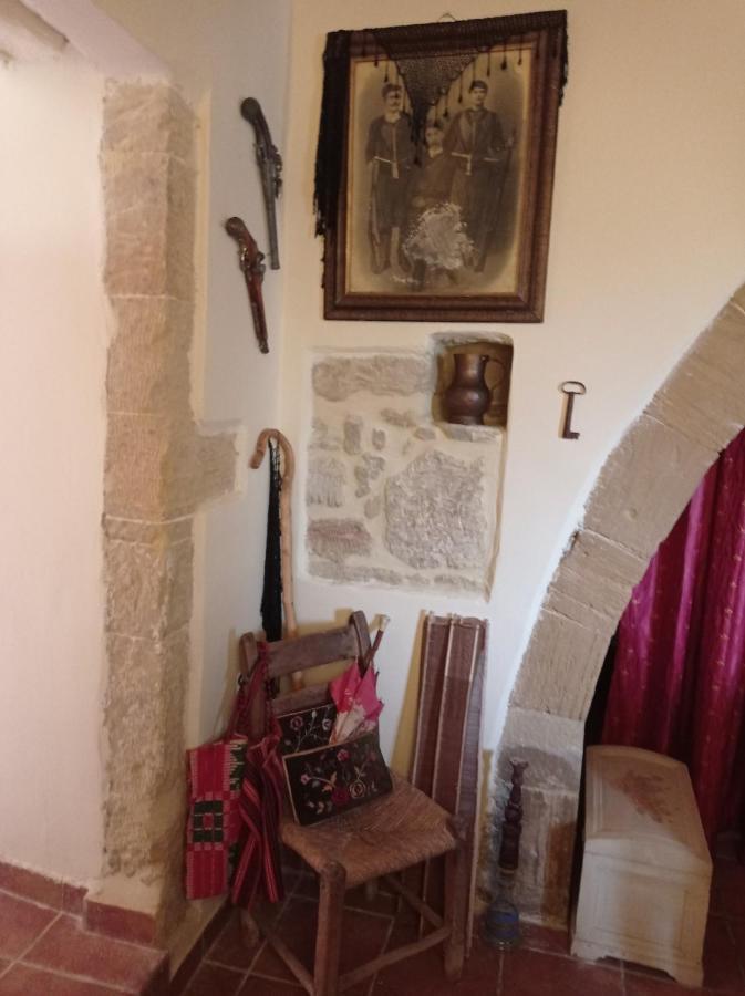 Appartement Ostria'S House à Kíssamos Extérieur photo